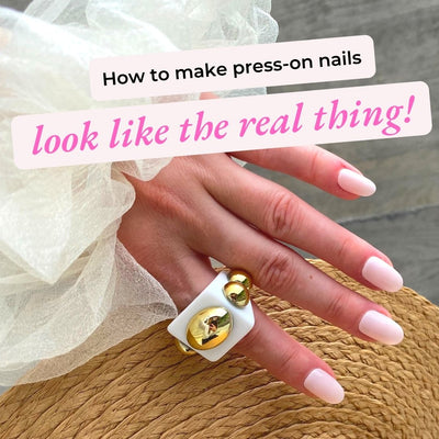 VIDEO 📹  How to apply press-on nails so they look natural?